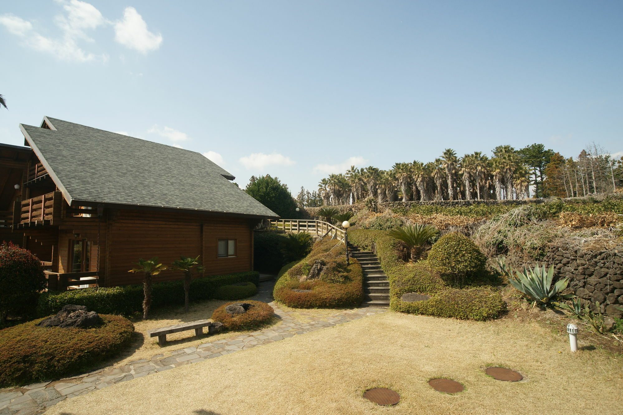 ซันนี เดย์ เชจู เพนชั่น Villa ซอกวีโพ ภายนอก รูปภาพ